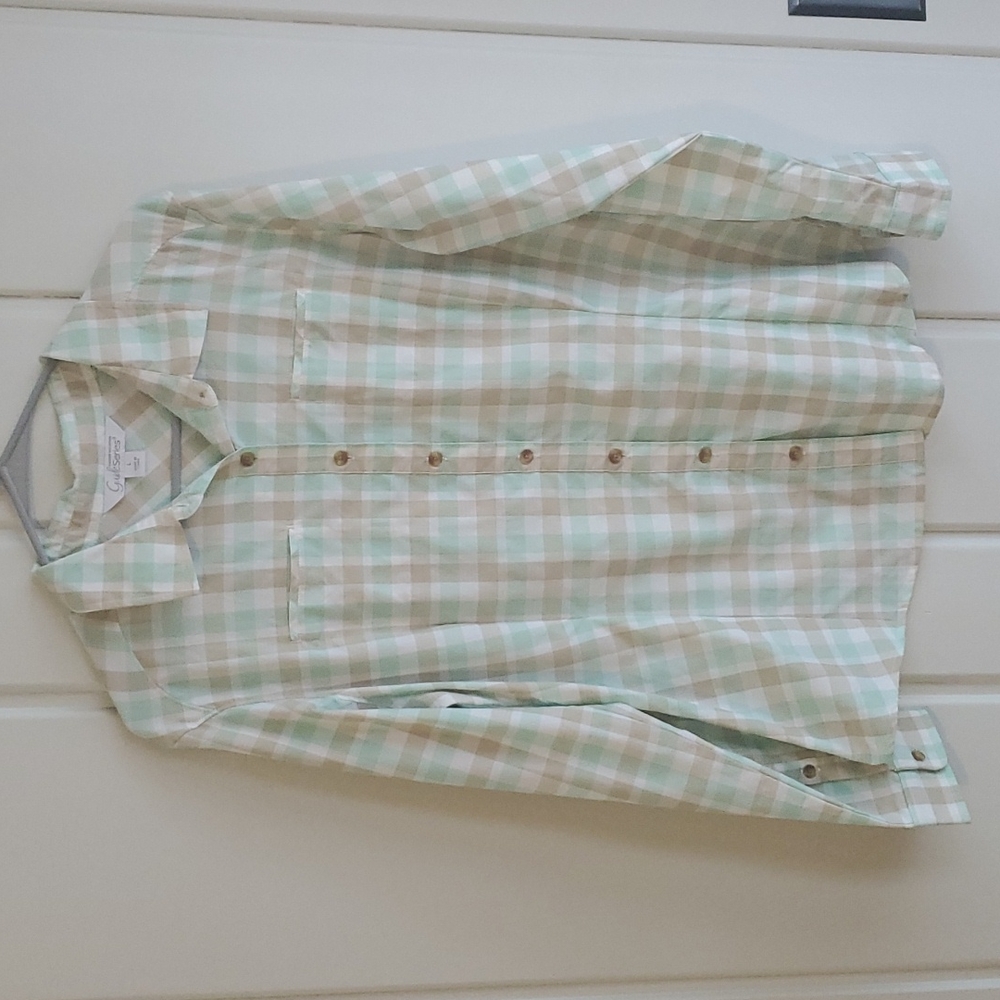 Gander Mountain Guide Series Women's button down- breathable- size large